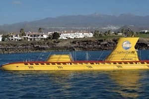 21/07 ore 10:00 - Sottomarino - 4 Erwachsene + 1 Bambina